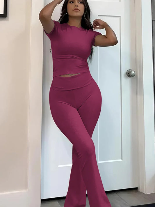 Women’s 2-Piece Yoga Set – Short Sleeve Top & Flared Pants for Fitness & Leisure